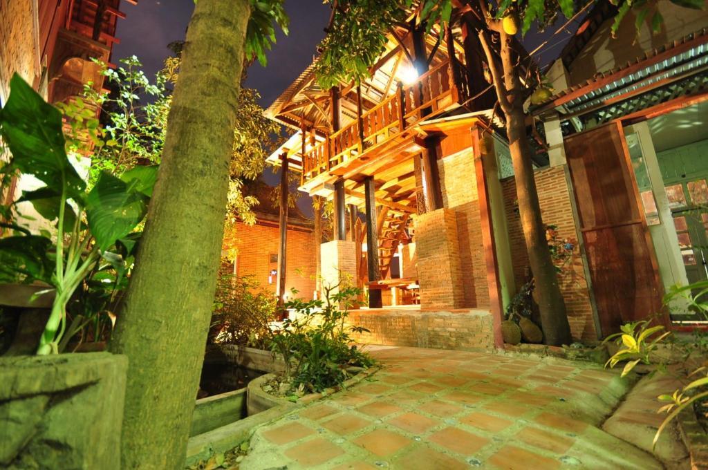 Ayutthaya Bouchic Hostel Kültér fotó